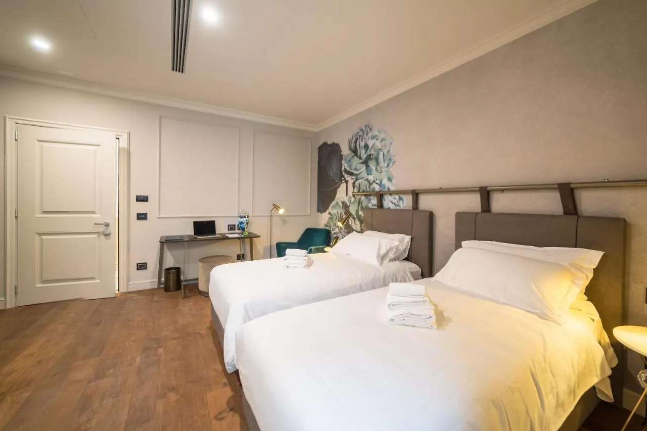 Palazzo 42 - Boutique Hotel & Suites Pistoia