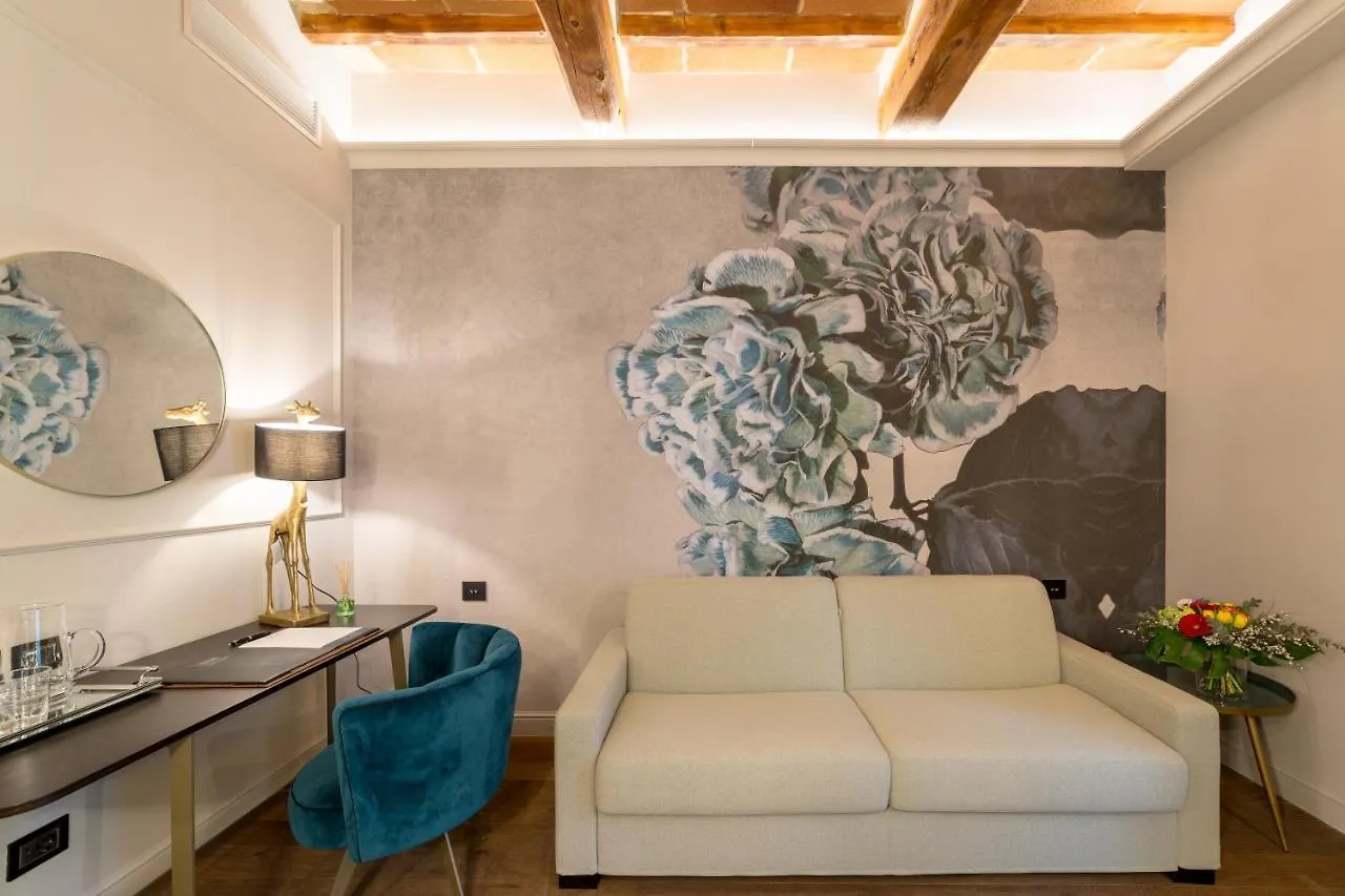 Palazzo 42 - Boutique Hotel & Suites Pistoia