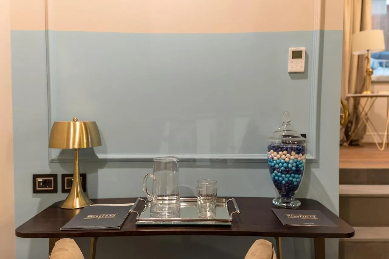Palazzo 42 - Boutique Hotel & Suites Pistoia 3*,