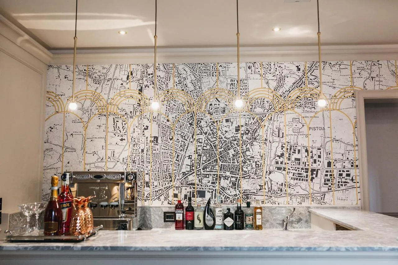 Palazzo 42 - Boutique Hotel & Suites Pistoia 3*,