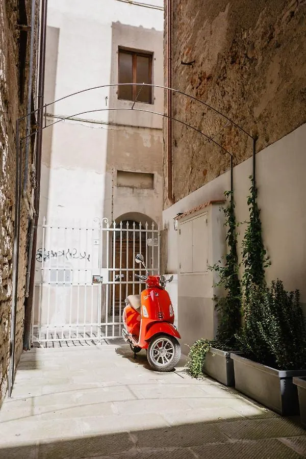 Palazzo 42 - Boutique Hotel & Suites Pistoia