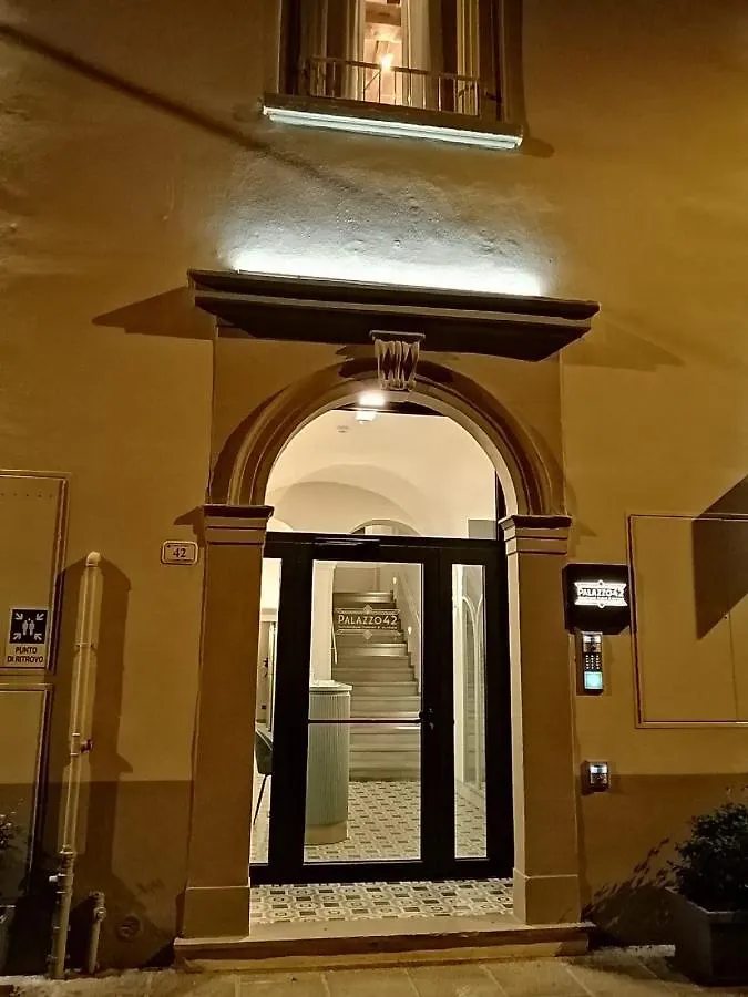Palazzo 42 - Boutique Hotel & Suites Pistoia