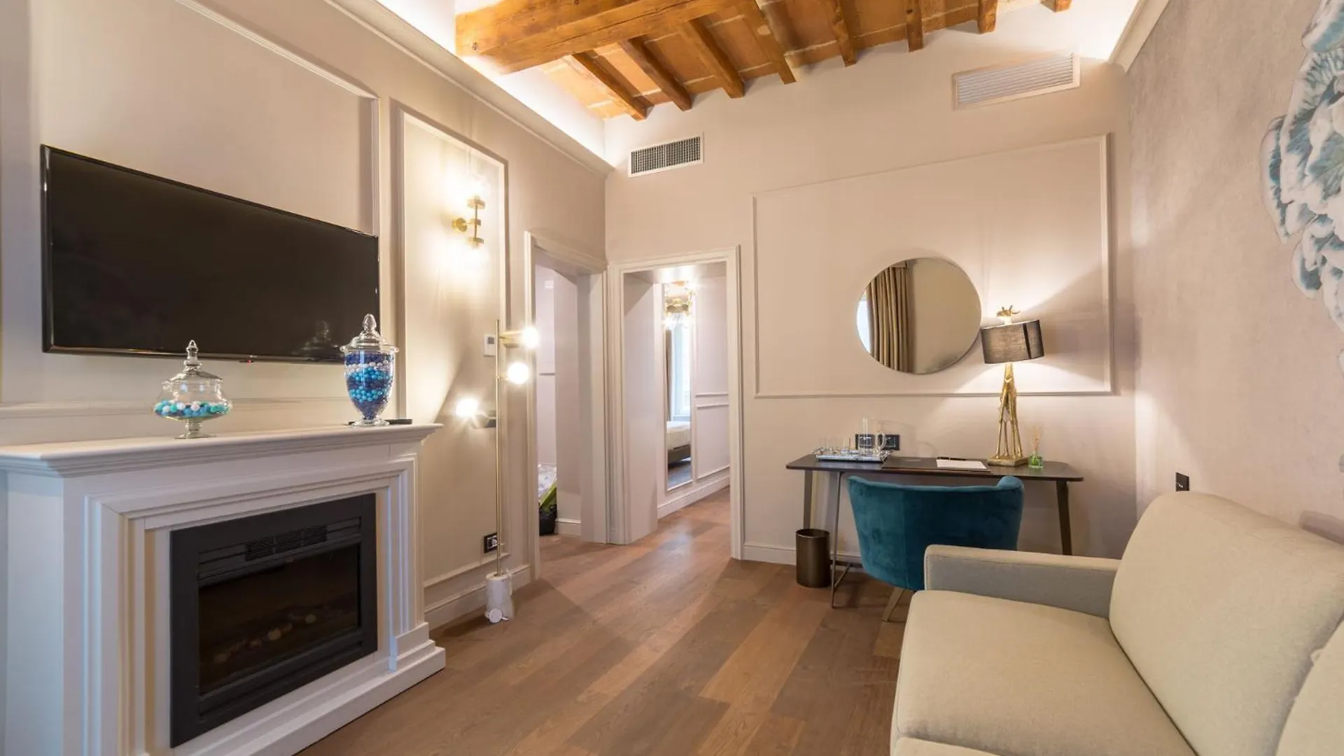 Palazzo 42 - Boutique Hotel & Suites Pistoia
